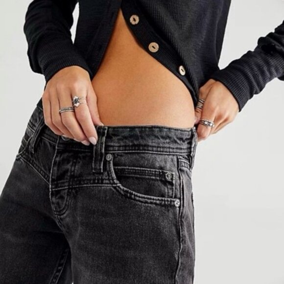 Free People Shelby Low Rise Front Yoke Boyfriend Jeans Backseat Black size 25 - Picture 1 of 11